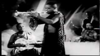 Louis Armstrong  Satchmo At His Best  Legends In Concert [upl. by Hrutkay]