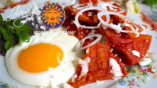 Los Más Sabrosos Chilaquiles Rojos de Rancho [upl. by Nnalatsyrc]