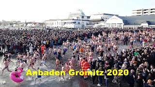 Anbaden Ostseebad Grömitz Neujahr 2020 [upl. by Harrow377]