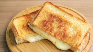 How To Make A Perfect Grilled Cheese Sandwich [upl. by Afatsom218]