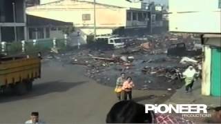 Tsunami flood through the streets of Banda Aceh [upl. by Rawden119]