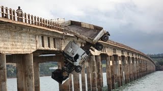 OS PIORES ACIDENTES DE CAMINHÃ•ES REGISTRADOS AO VIVO [upl. by Perzan772]