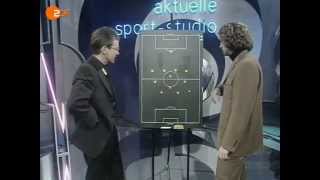 Ralf Rangnick im Sportstudio über die Viererkette 1998 English subtitles [upl. by Annais]