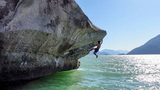 Squamish Bouldering Majestic V6 [upl. by Tremain]