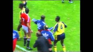 Manchester United v Arsenal 199091 [upl. by Qifar]