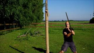 Walka mieczem Sword fighting  Lekcja pierwsza [upl. by Beaner636]