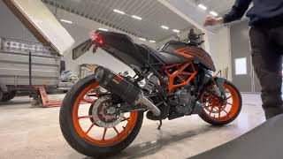 Ktm duke 125 Akrapovic soundcheck withwithout DBkiller and catalyst straight mid can [upl. by Huei256]