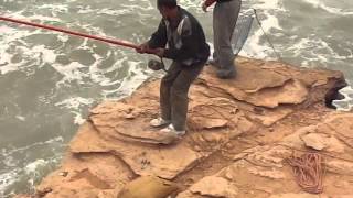 AKHFNIR Maroc Pêche des falaises [upl. by Vevay]