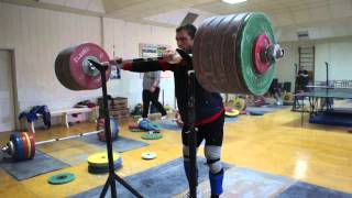 Dmitry Klokov 250kg 550lb ass to the grass front squat  with pause [upl. by Iak314]