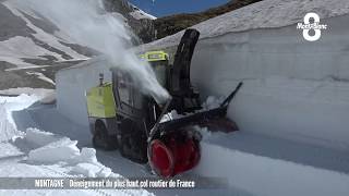 Le déneigement du plus haut col routier de France [upl. by Richardson]